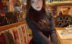 超级YIN荡的高中女学生H